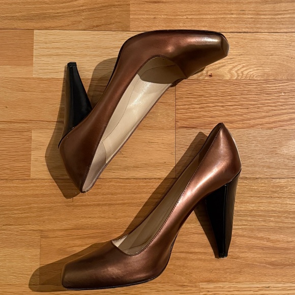 Prada bronze leather heels